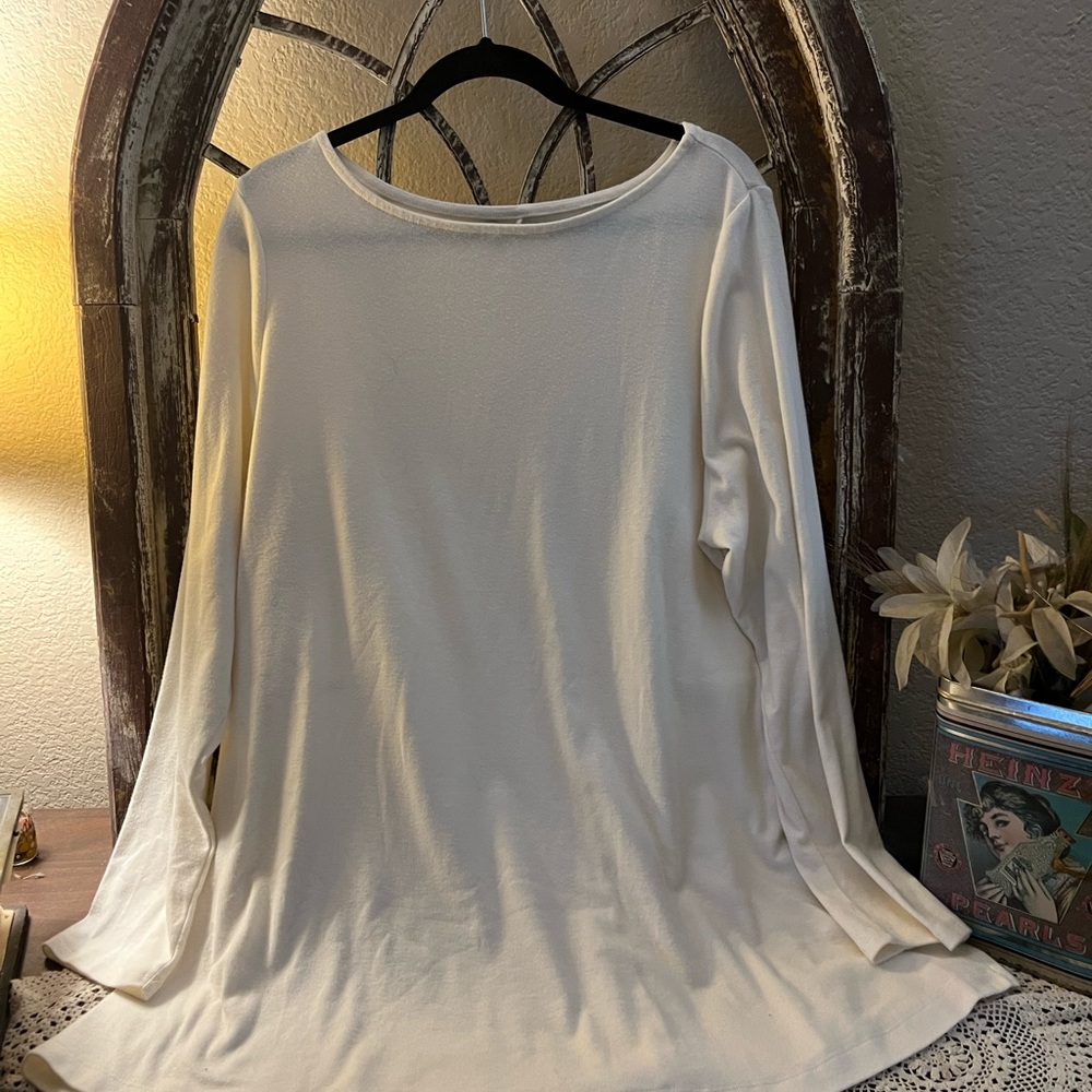 Lane Bryant  Cozy  Oversize White Top Size .18/20